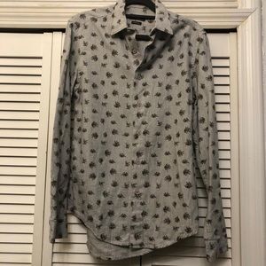 Men’s shirts (different sizes)